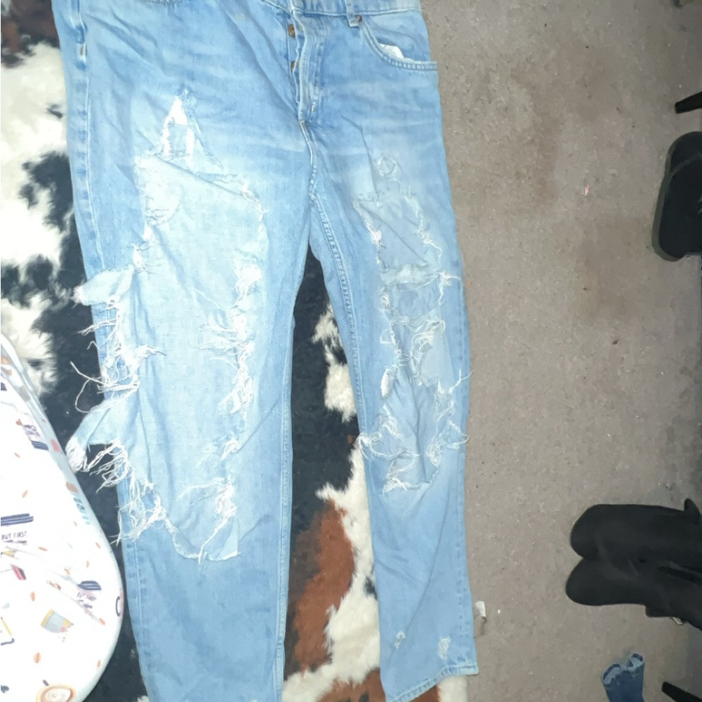 Distressed Light Blue Jeans